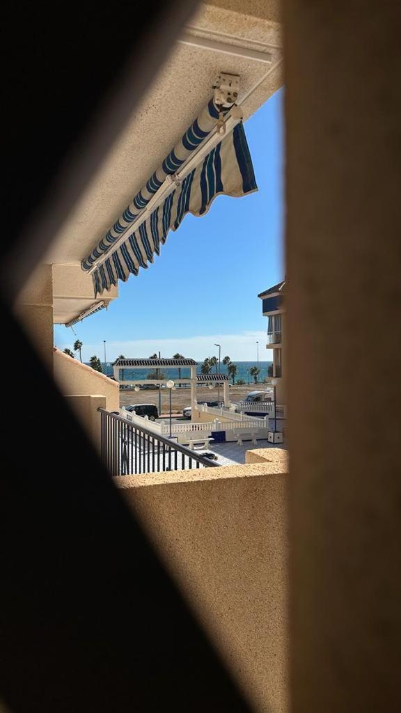 Playa De Los Naufragos Cozy Apartment With Pool Torrevieja Exterior photo